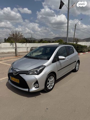 מודעת רכב טויוטה יאריס