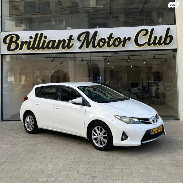 מודעת רכב טויוטה אוריס