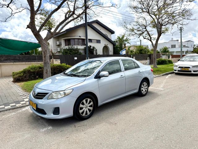 מודעת רכב טויוטה קורולה