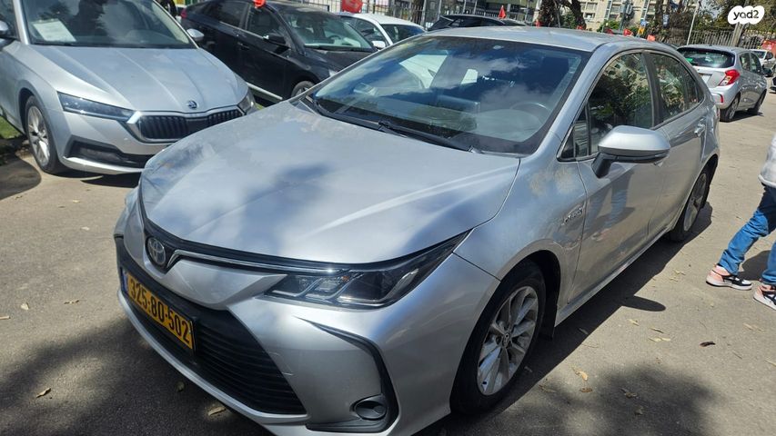 מודעת רכב טויוטה קורולה