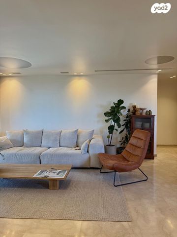 שדרות לוי אשכול 118