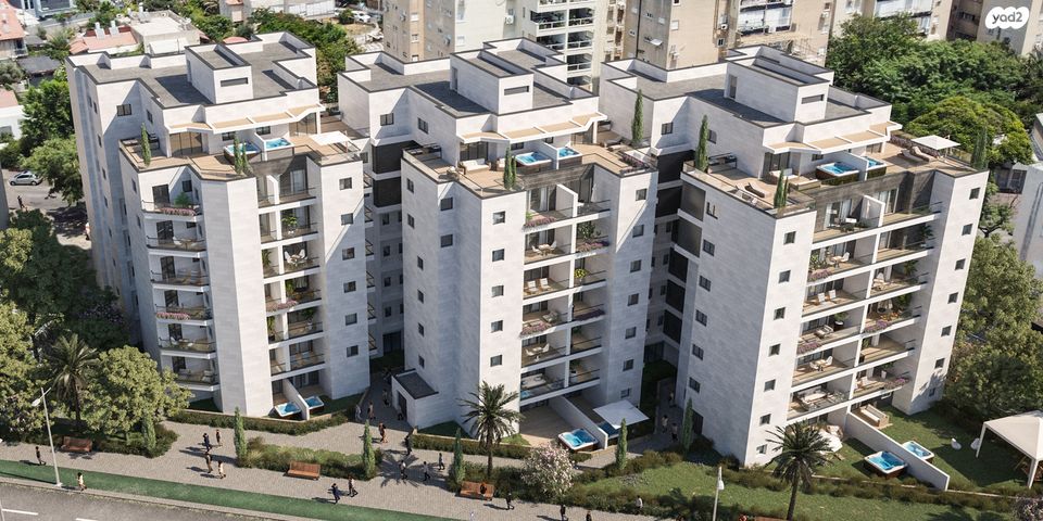 מרבד הקסמים 4