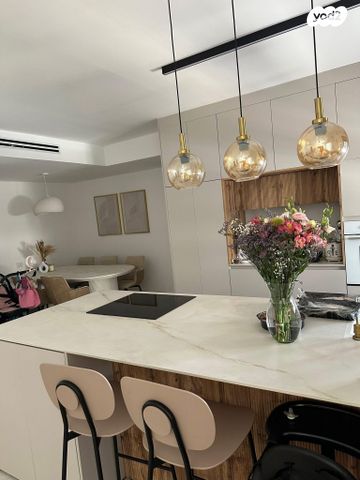 כ"ט בנובמבר 10