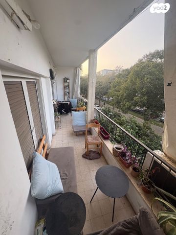 שדרות נורדאו 76