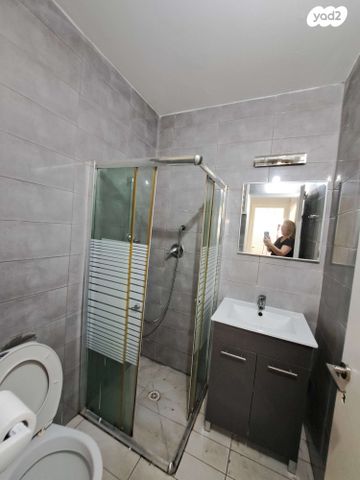 דרך ההגנה 100