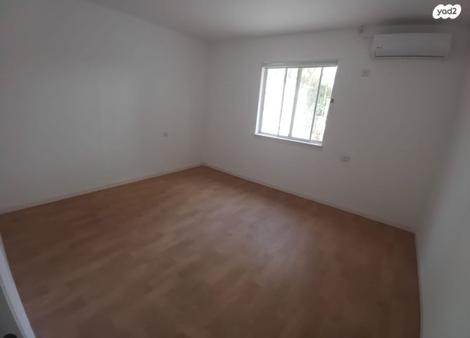 רחבת גרופית 11