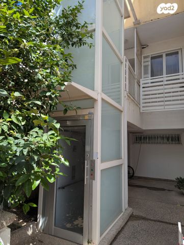 זאב וילנאי 9