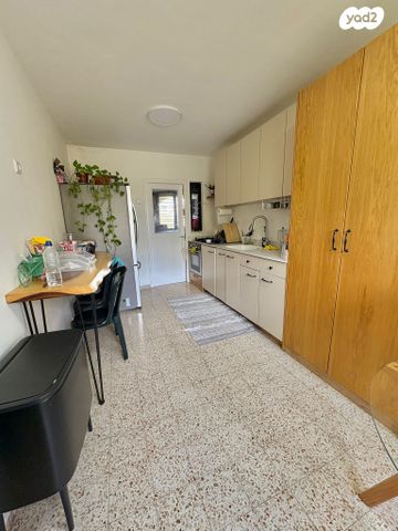 ד"ר אפשטיין 21