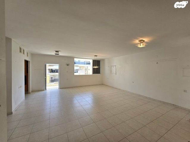 מודעת נכס, וייצמן, אברמוביץ', ראשון לציון