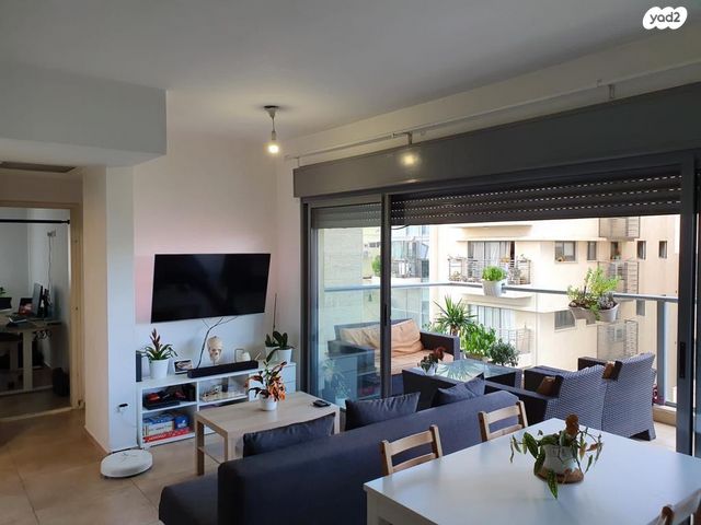 מודעת נכס, עין הקורא, נווה שאנן, תל אביב יפו