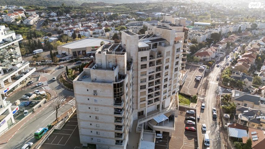 דירה, רובע ד', אריאל