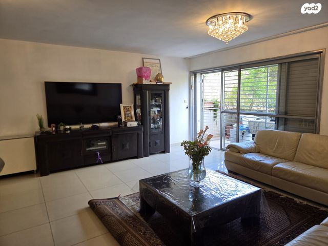 דירה, מרכז, הרצליה