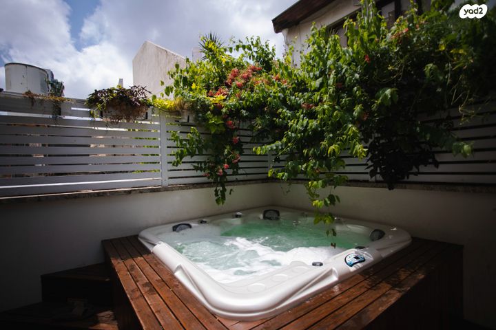 מודעת נכס, נווה צדק, תל אביב יפו