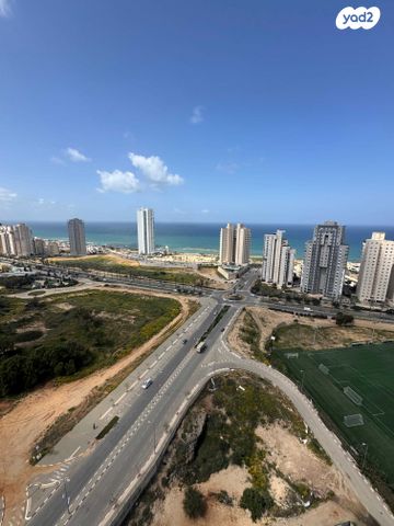 אמנון ליפקין שחק 