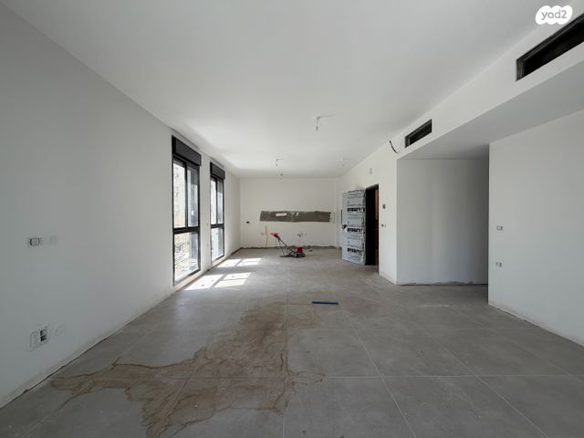 דירה, ב' / צפון מערב העיר, רחובות