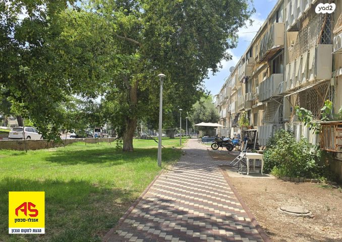 שדרות הנשיא בן צבי 19