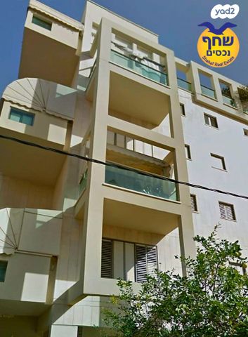 מודעת נכס, אנה פרנק, המרכז השקט / מרכז העיר, פתח תקווה