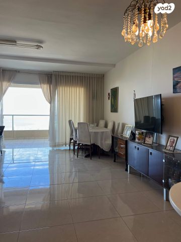 מודעת נכס, יאיר כ"ץ, כרמל מרכזי - שד' קיש, חיפה