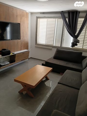 מודעת נכס, רחבת רד"ק, שכונה י"א, באר שבע