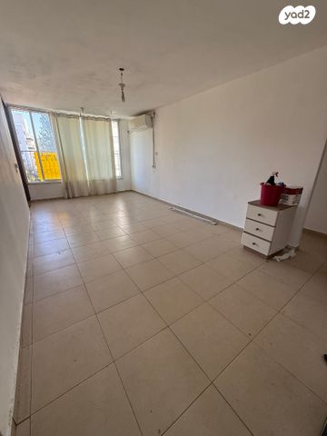 מודעת נכס, סנפיר, נווה חן, תל אביב יפו