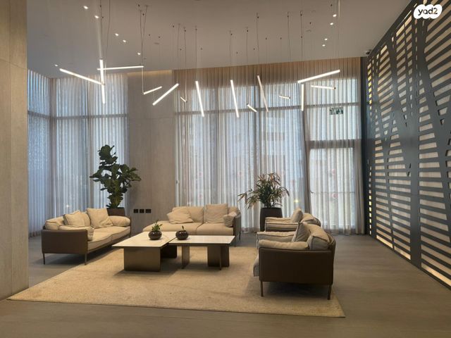 מודעת נכס, יונה וולך, גרין פארק החדשה, הוד השרון