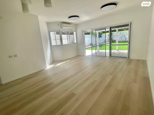 בית פרטי/ קוטג', ותיקים, כפר סבא