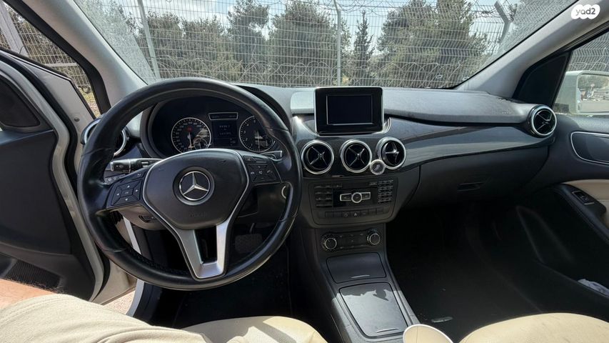 מודעת רכב מרצדס-בנץ B-class