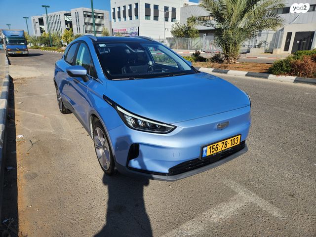 מודעת רכב ג׳ילי Geometry C