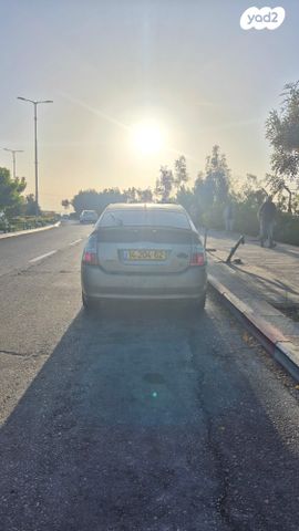 מודעת רכב טויוטה פריוס