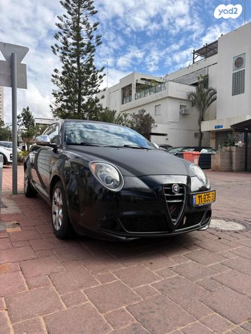 מודעת רכב אלפא רומיאו מיטו