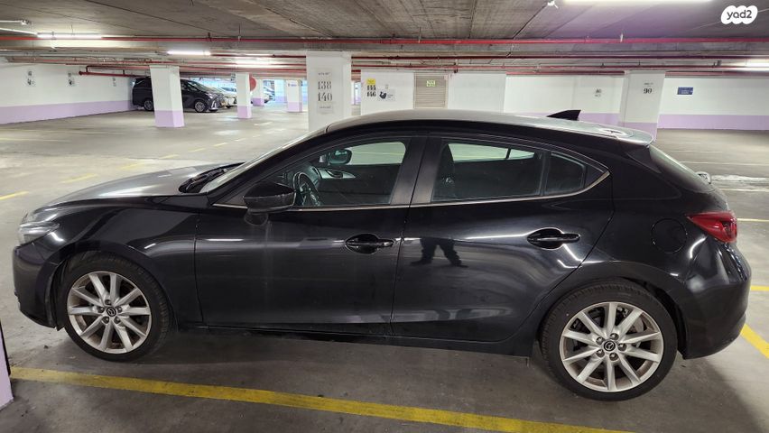 מודעת רכב מאזדה 3