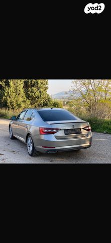 מודעת רכב סקודה סופרב