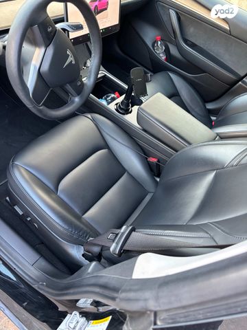 מודעת רכב טסלה מודל 3