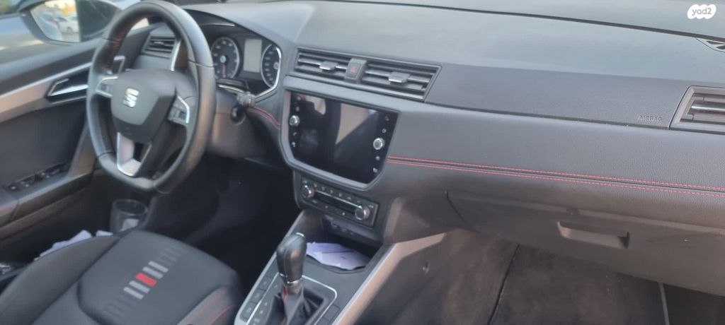 מודעת רכב סיאט ארונה