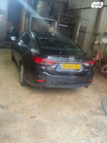 מודעת רכב מאזדה 6