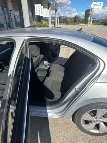 מודעת רכב סקודה סופרב