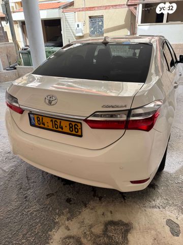 מודעת רכב טויוטה קורולה