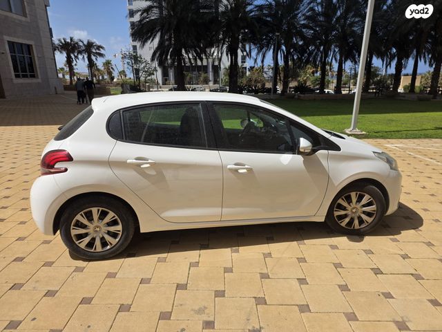 מודעת רכב פיג'ו 208