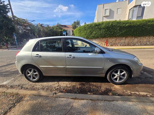 מודעת רכב טויוטה קורולה