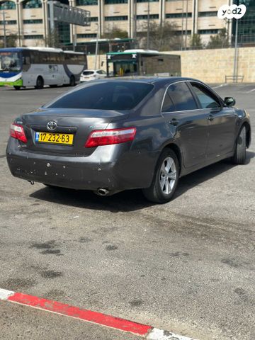 מודעת רכב טויוטה קאמרי