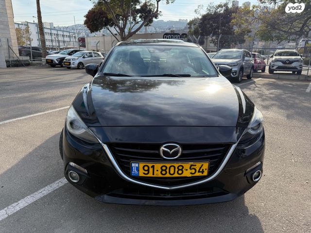 מודעת רכב מאזדה 3