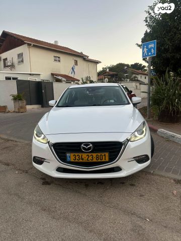 מודעת רכב מאזדה 3
