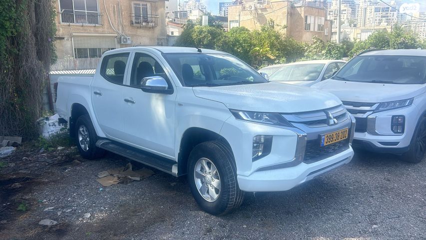 מודעת רכב מיצובישי טרייטון / L200