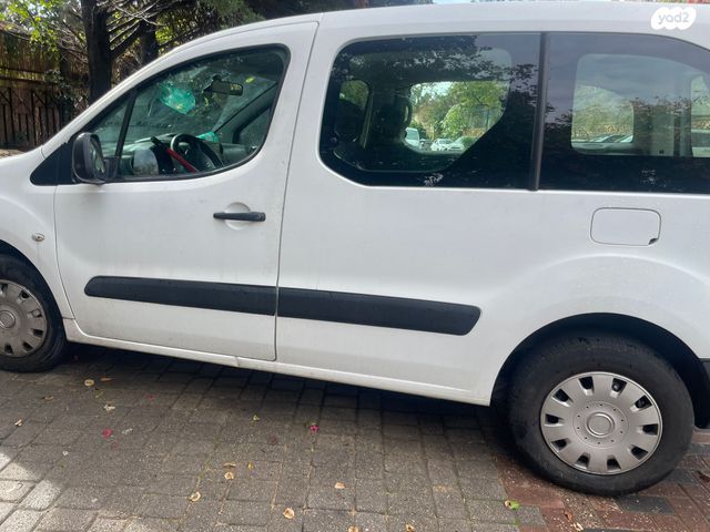 מודעת רכב סיטרואן ברלינגו