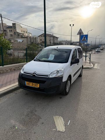 מודעת רכב סיטרואן ברלינגו