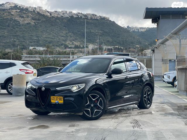 מודעת רכב אלפא רומיאו סטלביו