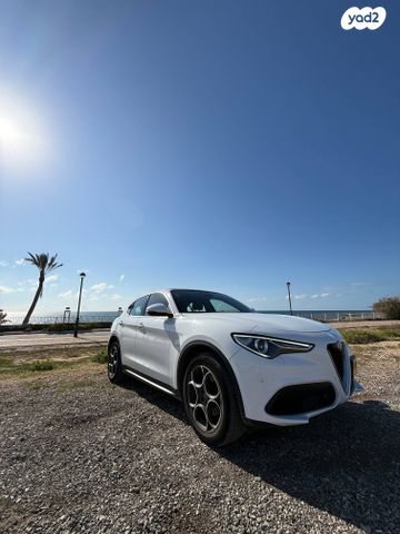 מודעת רכב אלפא רומיאו סטלביו