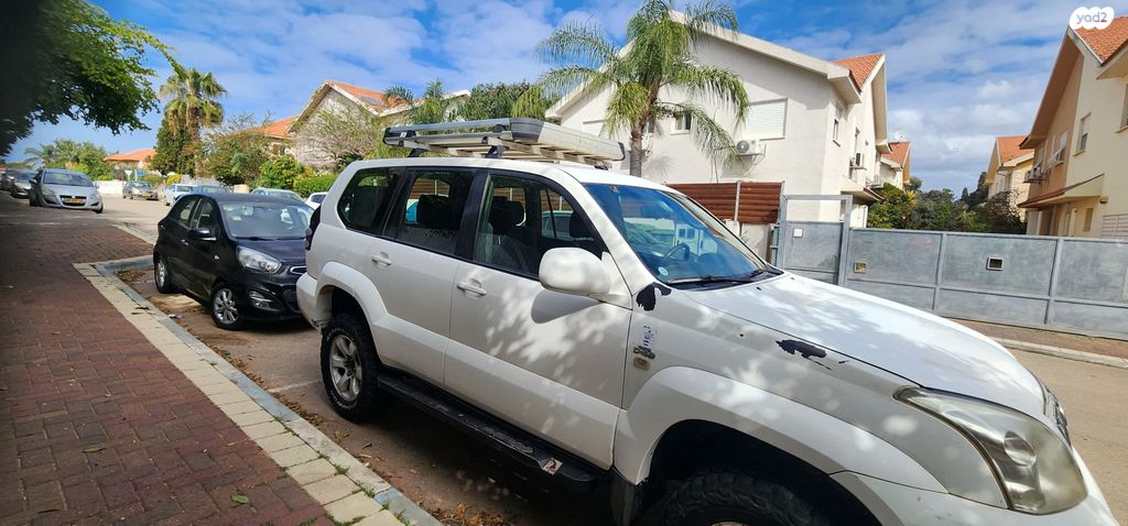 מודעת רכב טויוטה לנד קרוזר