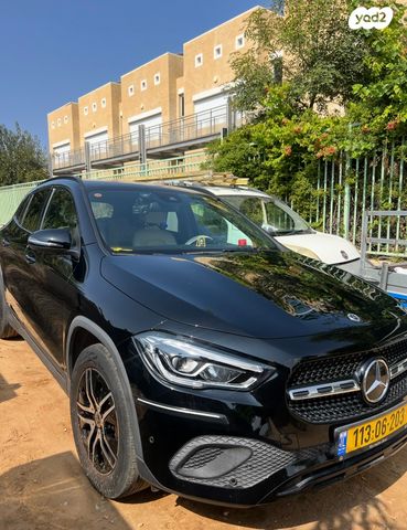 מודעת רכב מרצדס-בנץ GLA
