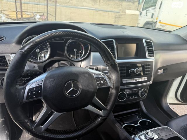 מודעת רכב מרצדס-בנץ ML